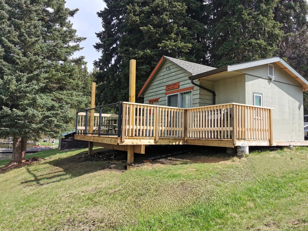 https://moosehavenresort.com/dev/wp-content/uploads/2025/05/1-front-view-of-cabin-may-2025-1-1.jpg