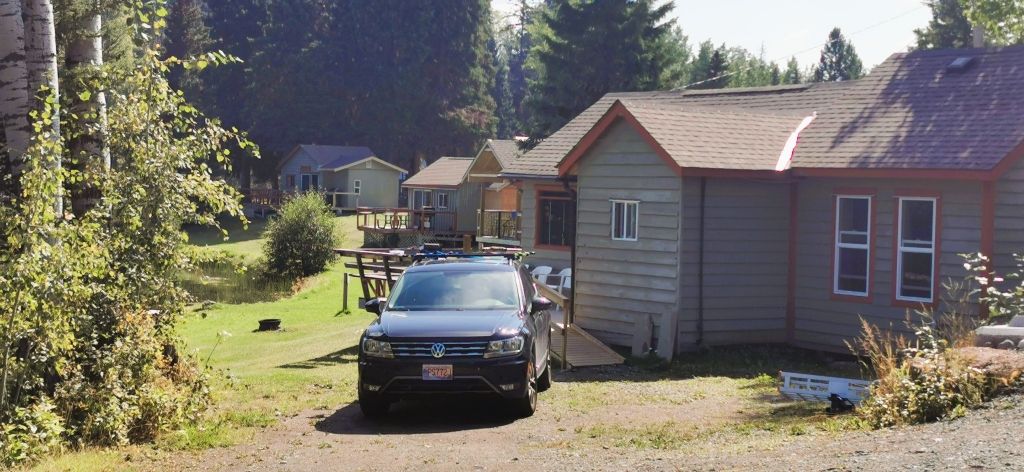 https://moosehavenresort.com/dev/wp-content/uploads/2025/06/1a-parking.jpg
