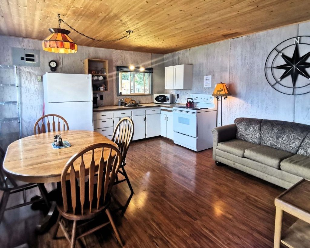 https://moosehavenresort.com/dev/wp-content/uploads/2025/06/4-cab-1-space-1.jpg