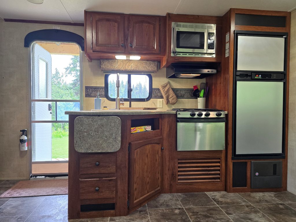 https://moosehavenresort.com/dev/wp-content/uploads/2025/06/a10.jpg
