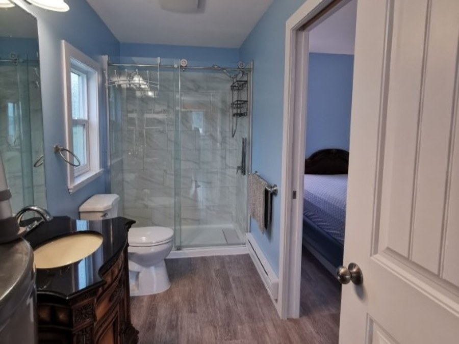 https://moosehavenresort.com/dev/wp-content/uploads/2026/06/C2-Bathroom.jpg